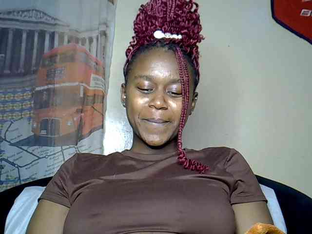 LAYLAAH webcam