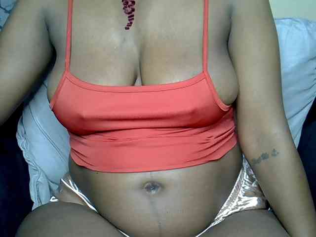 Modella: LAYLAAH