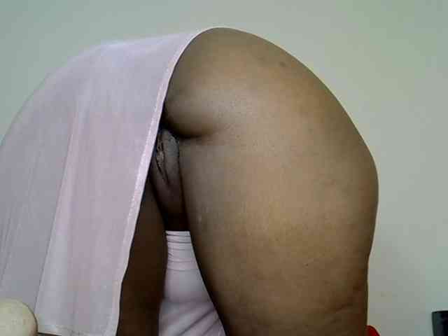 LAYLAAH webcam
