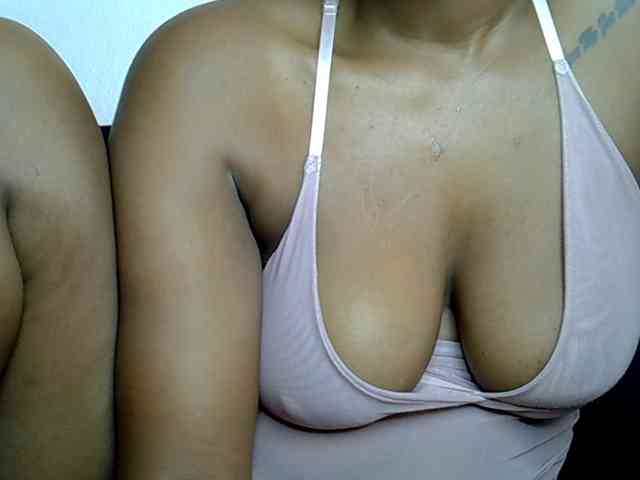 LAYLAAH webcam