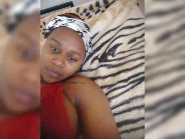 LAYLAAH webcam