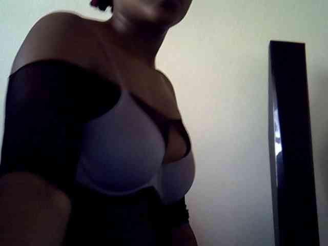 LAYLAAH webcam
