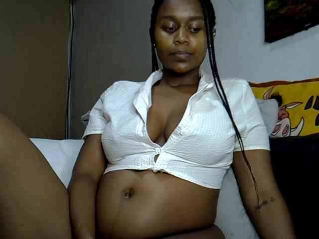 LAYLAAH webcam