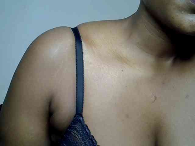 Model: SquirtLaylaah