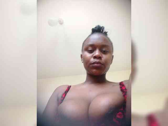 LAYLAAH webcam