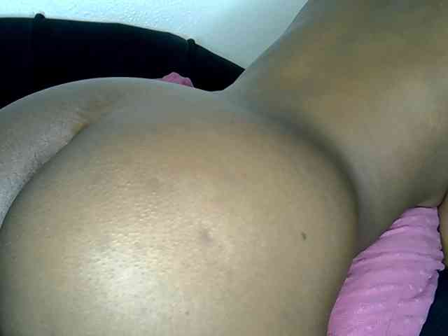 SquirtLaylaah webcam