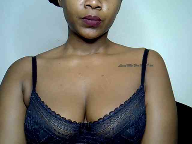 Model: SquirtLaylaah