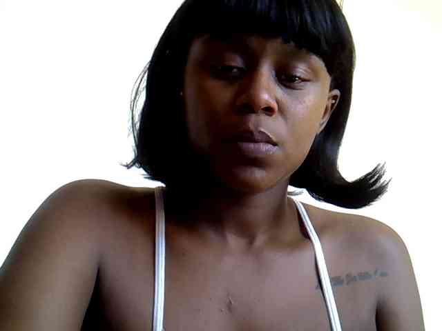 LAYLAAH webcam