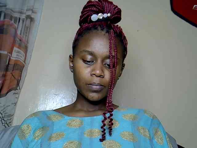LAYLAAH webcam