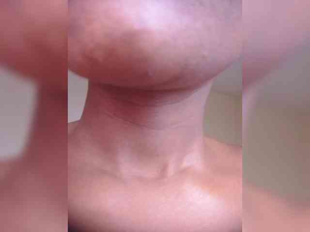 LAYLAAH webcam