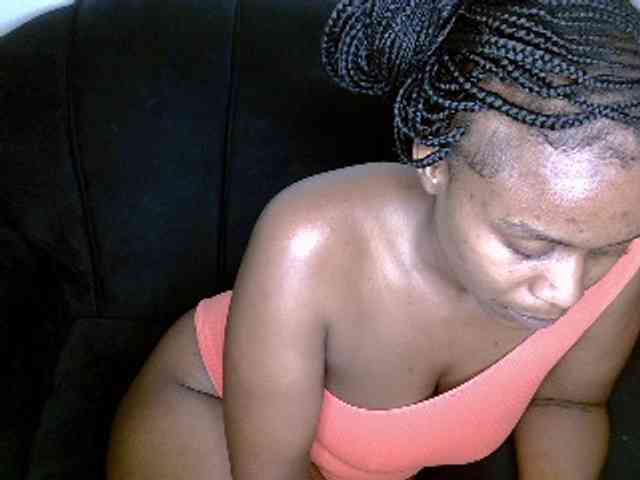 Model: SquirtLaylaah