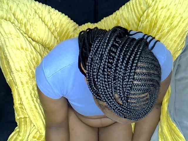 Model: SquirtLaylaah