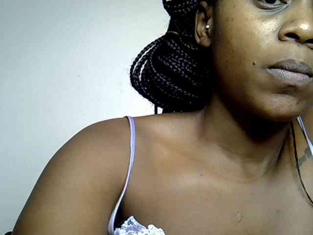 Model: SquirtLaylaah