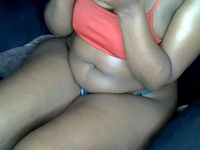 LAYLAAH webcam