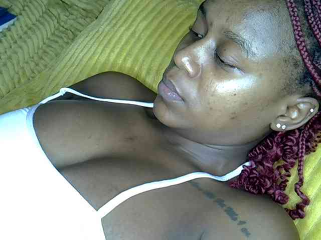 LAYLAAH webcam