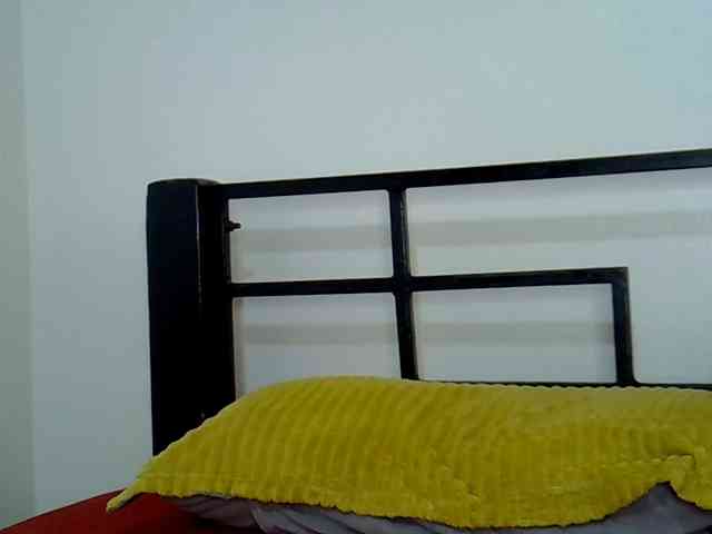 LAYLAAH webcam