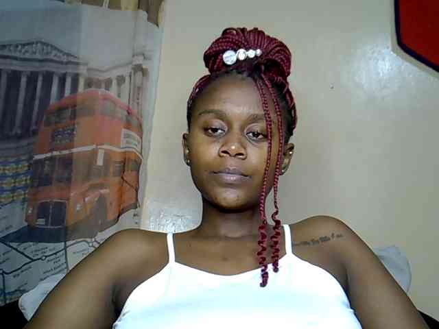 LAYLAAH webcam
