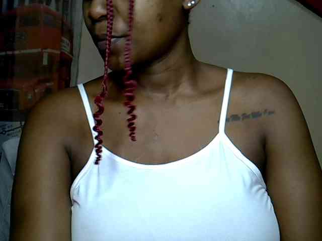 LAYLAAH webcam