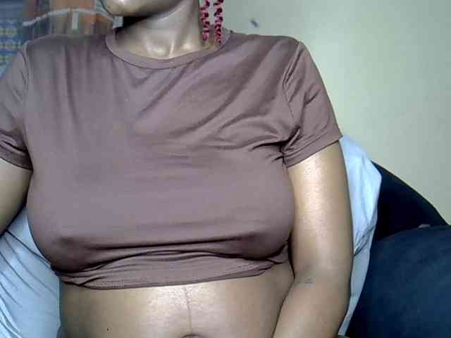 LAYLAAH webcam