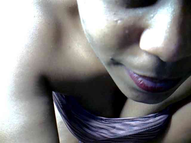 Model: SquirtLaylaah