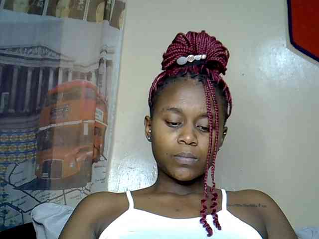LAYLAAH webcam