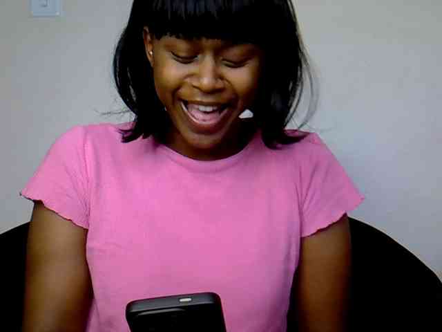 LAYLAAH webcam