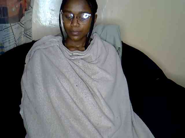 Modella: LAYLAAH