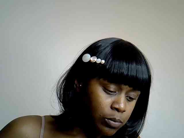 LAYLAAH webcam