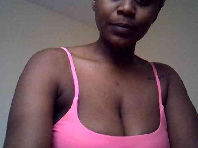 LAYLAAH webcam