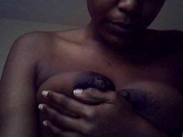 LAYLAAH webcam