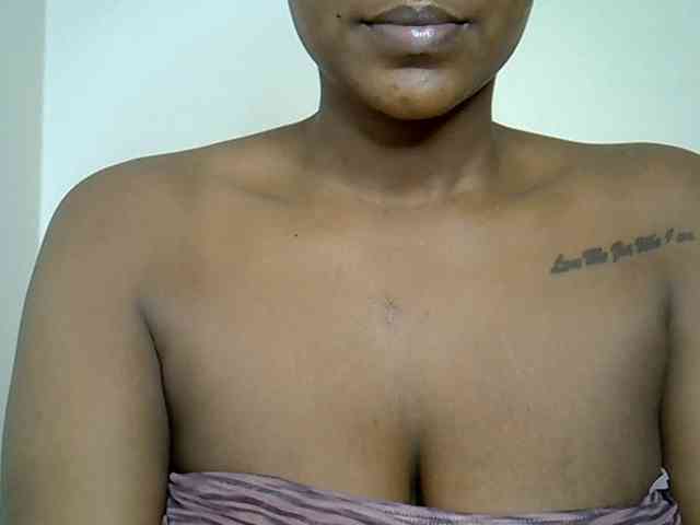 Modella: LAYLAAH
