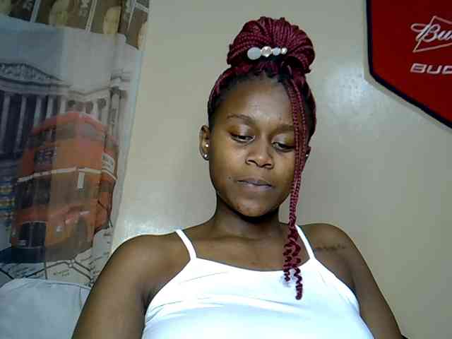 LAYLAAH webcam