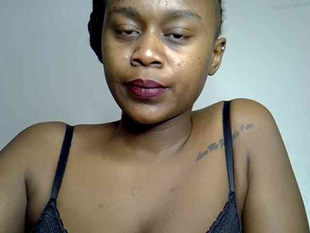 Model: SquirtLaylaah