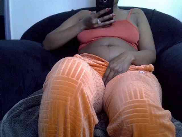 LAYLAAH webcam