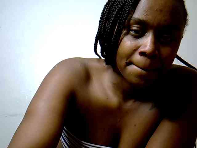 Model: SquirtLaylaah
