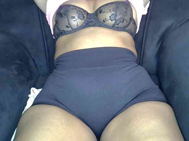 LAYLAAH webcam