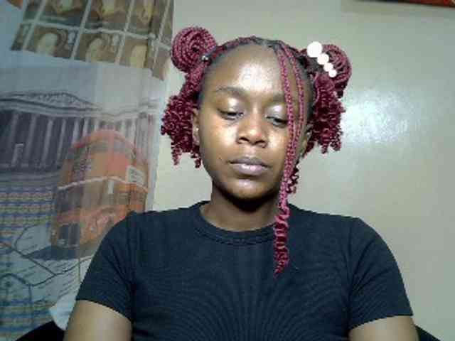 LAYLAAH webcam