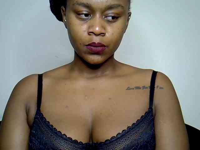 Model: SquirtLaylaah