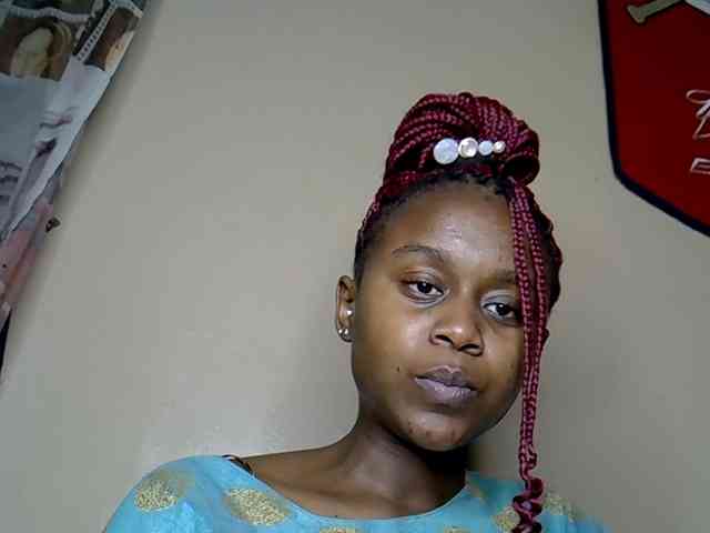 LAYLAAH webcam