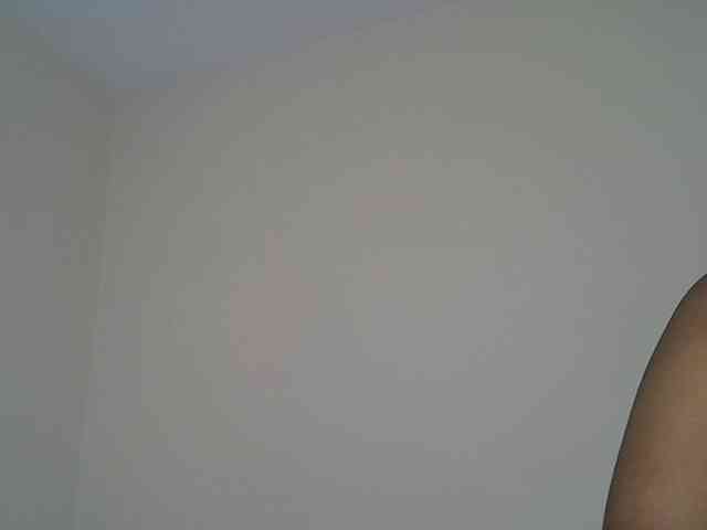 LAYLAAH webcam