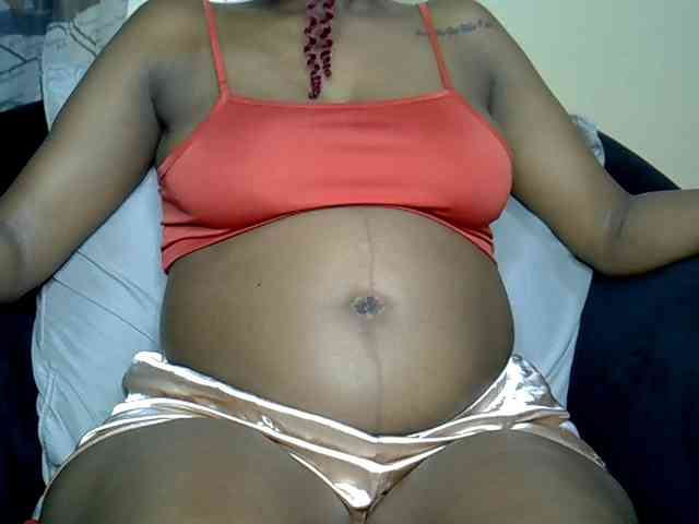 LAYLAAH webcam
