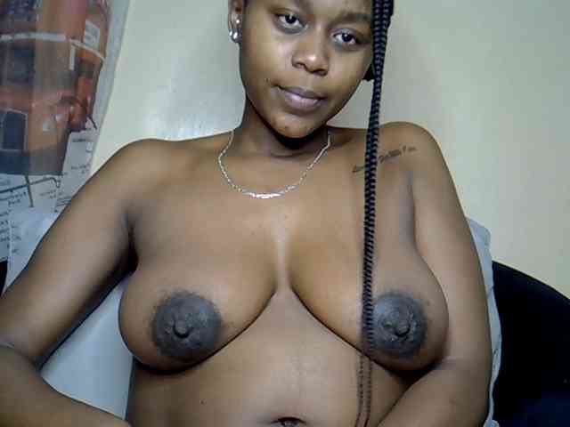 LAYLAAH webcam