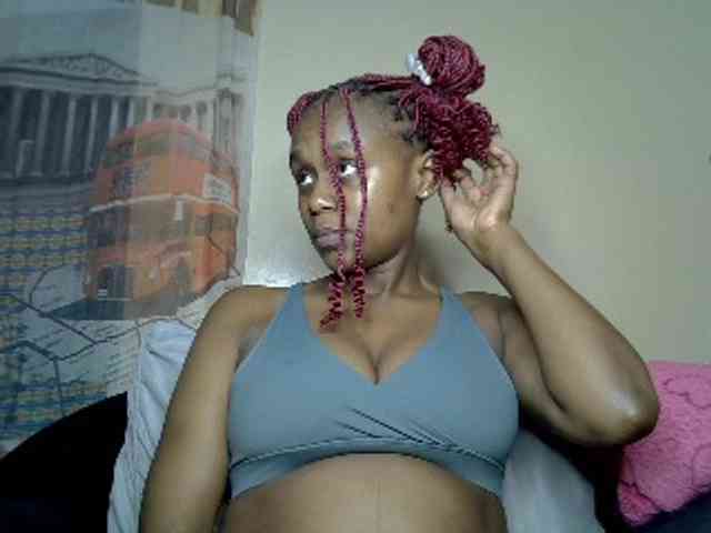 LAYLAAH webcam