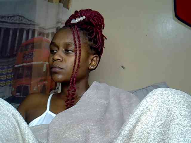 LAYLAAH webcam