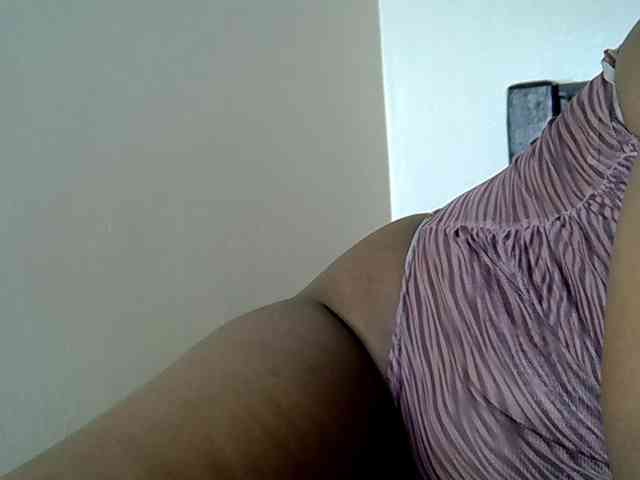 LAYLAAH webcam