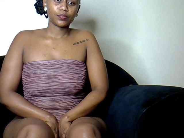 Model: SquirtLaylaah