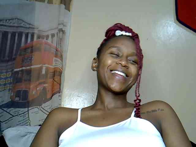 LAYLAAH webcam