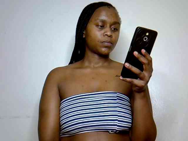 Model: SquirtLaylaah