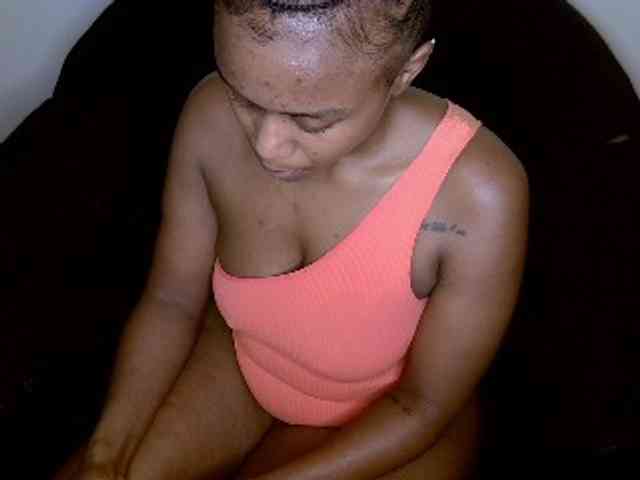 Model: SquirtLaylaah