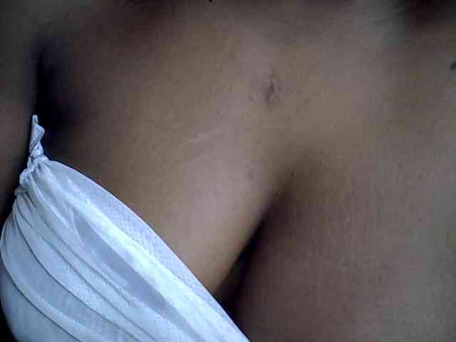 LAYLAAH webcam